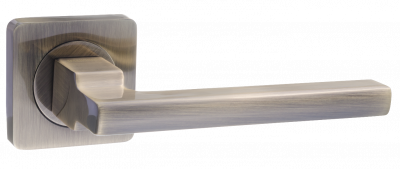 Ручка дверная на квадр. розетке "Рим", бронза античная Ручка дверная на квадр. розетке "Рим", бронза античная